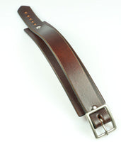 brown buckling leather bracelet