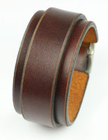 Brown Narrow Buckling Bracelet