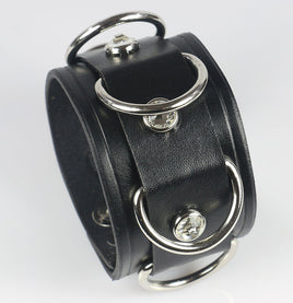 D-Ring leather wrist cuff with swarovski